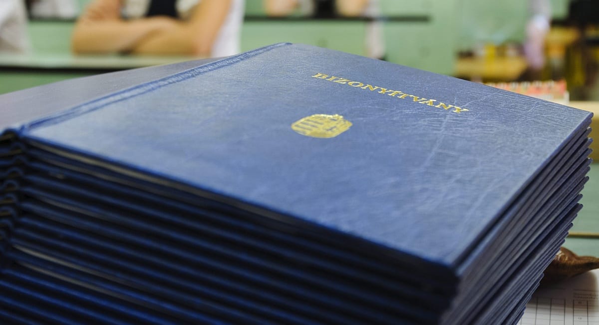 Hét aggasztó tény, ami miatt leginkább sírni lehet az idei tanévzárón