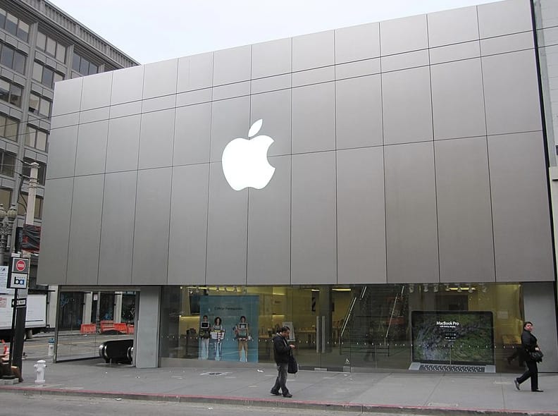 Covid-utóhatás? Kevesebben látogatják az Apple boltjait
