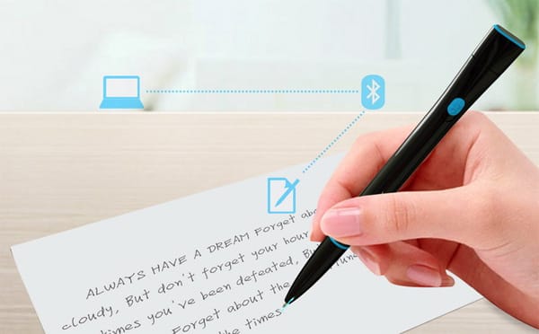 Itt a toll, ami írás közben alakítja át a betűket digitális formába