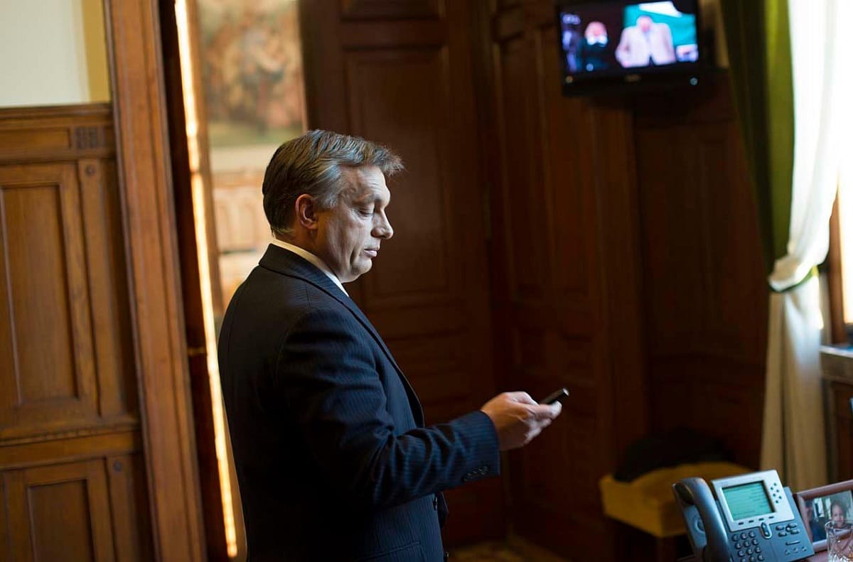 Orbán Viktor mobilja tűnhetett el a lánya lagziján