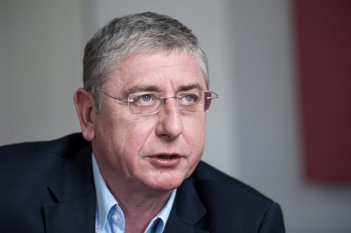 Gyurcsány: parlamenten kívüli ellenállással váltható le a kormány