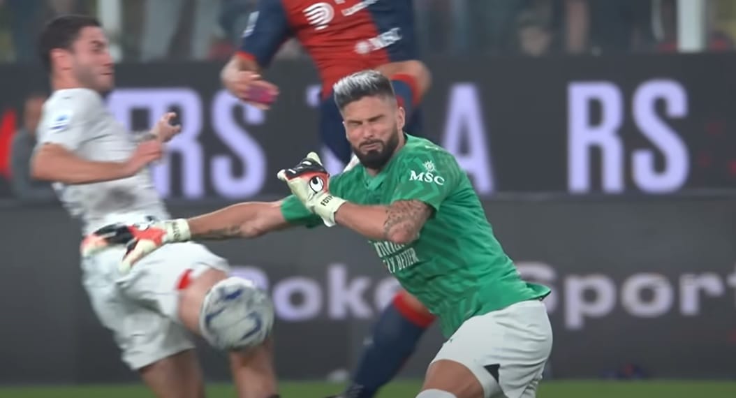 Parádézott a Milan kapujába beugró Giroud, már kapusmezt is árulnak a nevével – videó