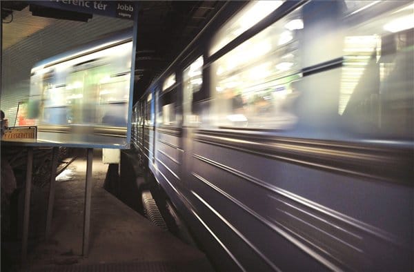 Életveszélyes a 3-as metró?