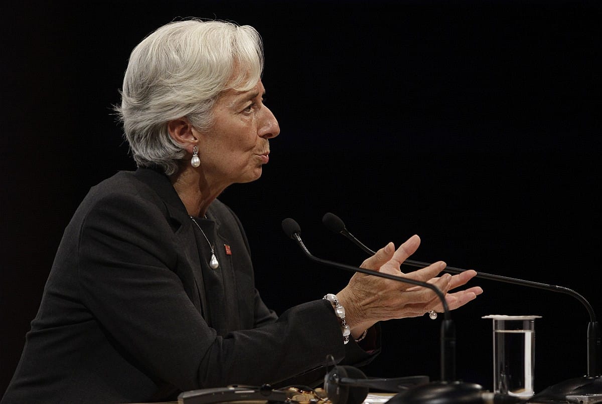 Lagarde: a részvényeseknek kell megsegíteniük az európai bankokat