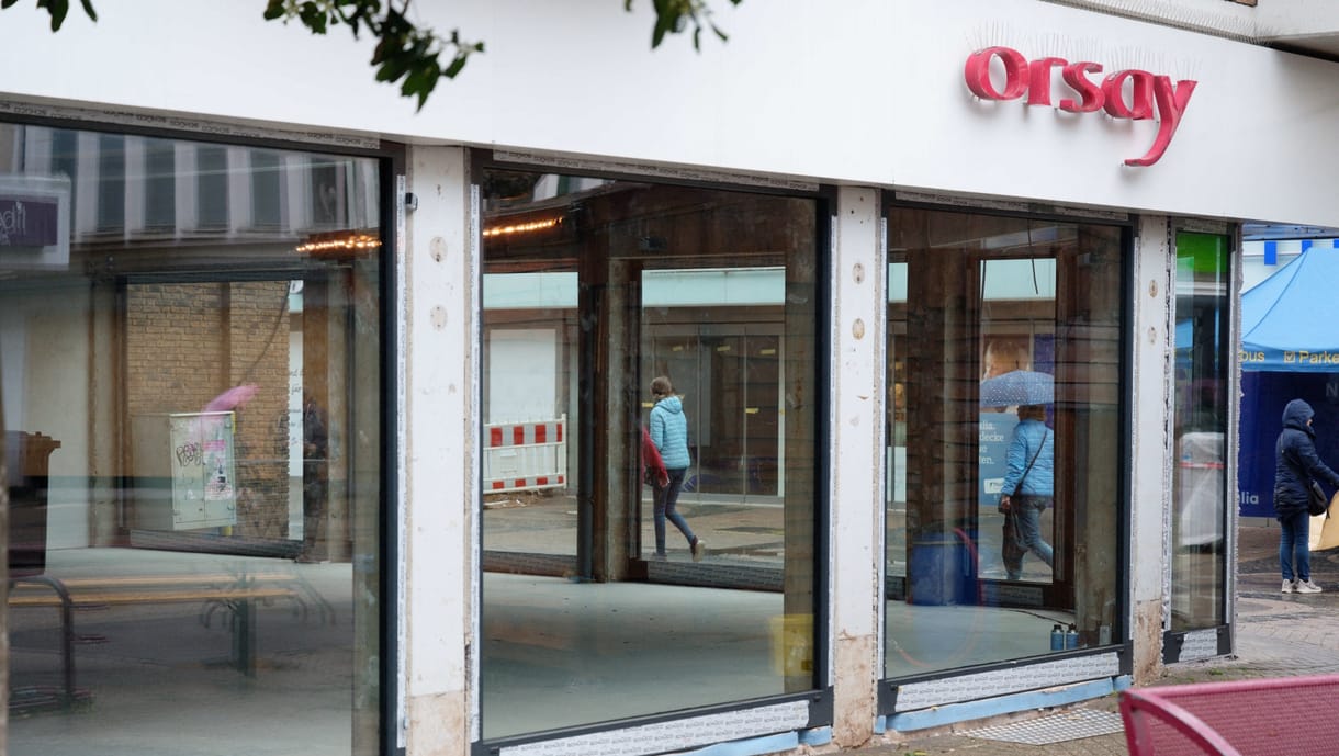 Bezárja a boltjait az Orsay Magyarországon