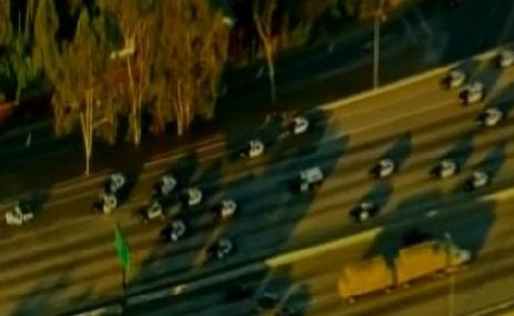 Videó: Autós üldözés és filmbe illő jelenetek