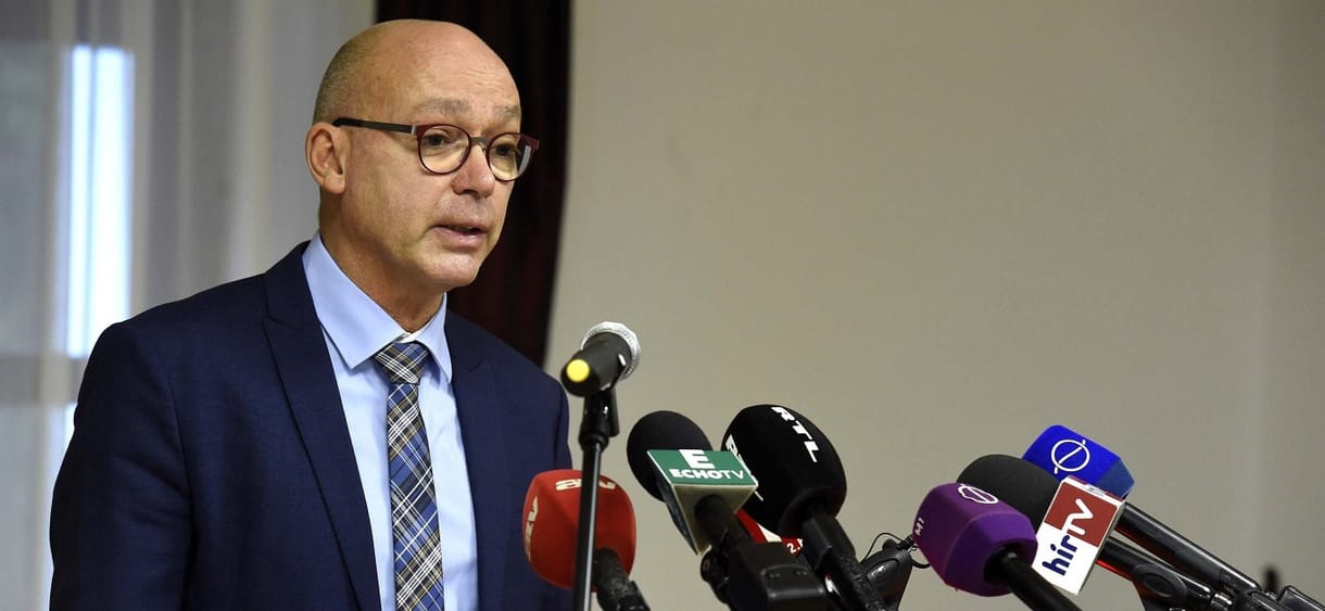Pegasus-botrány: Péterfalvi Attila szabadságon van, majd csak két hét múlva dönt vizsgálatokról