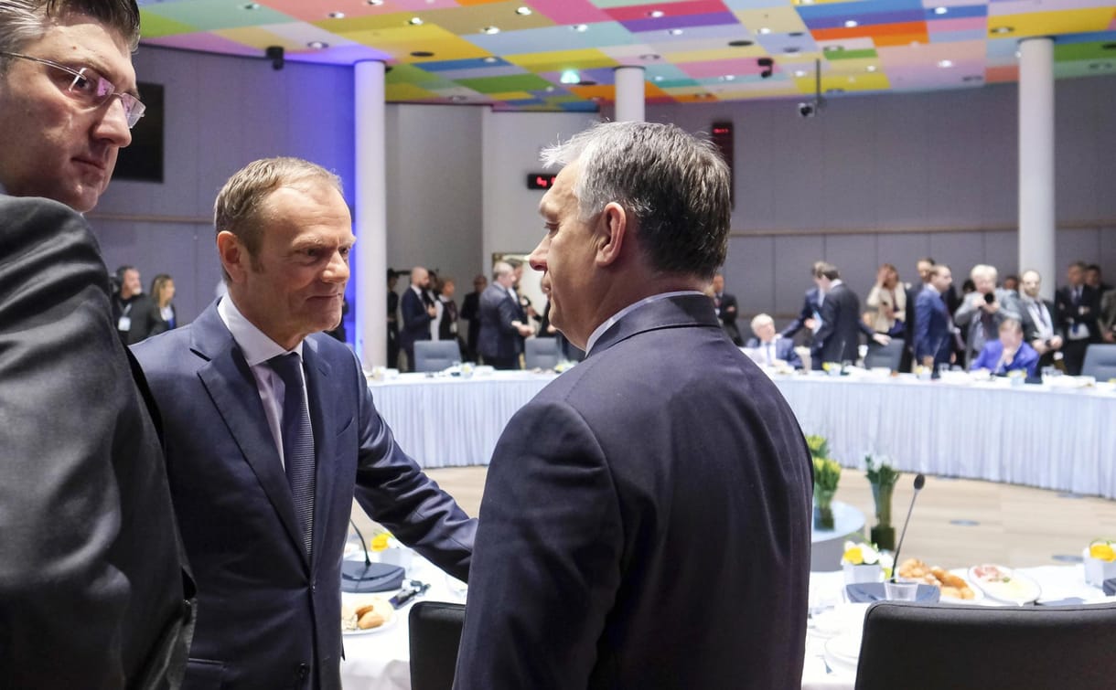 Tagadja a kormány, hogy Orbán megpróbálta megvédeni Putyint