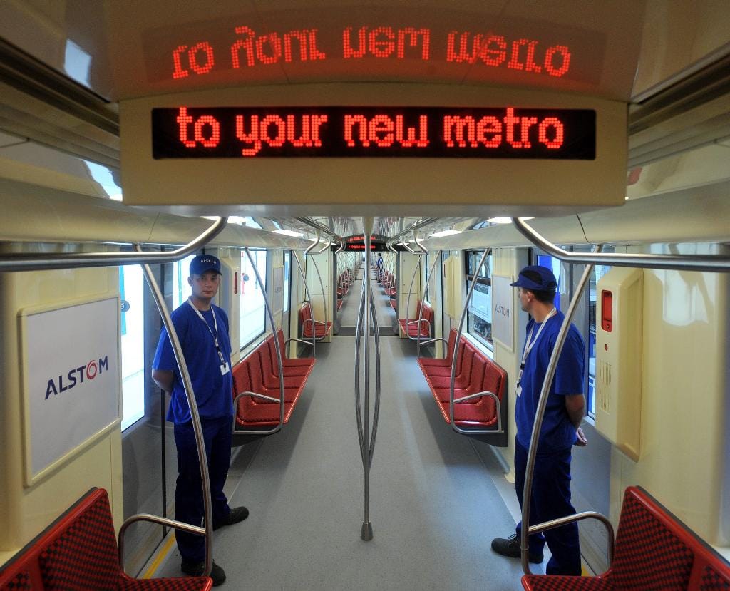 VEKE: új pályázatot kell kiírni a metrókocsik beszerzésre