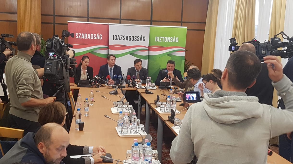 Az Európai Bizottsághoz fordul a Jobbik a Gruevszki-ügy miatt