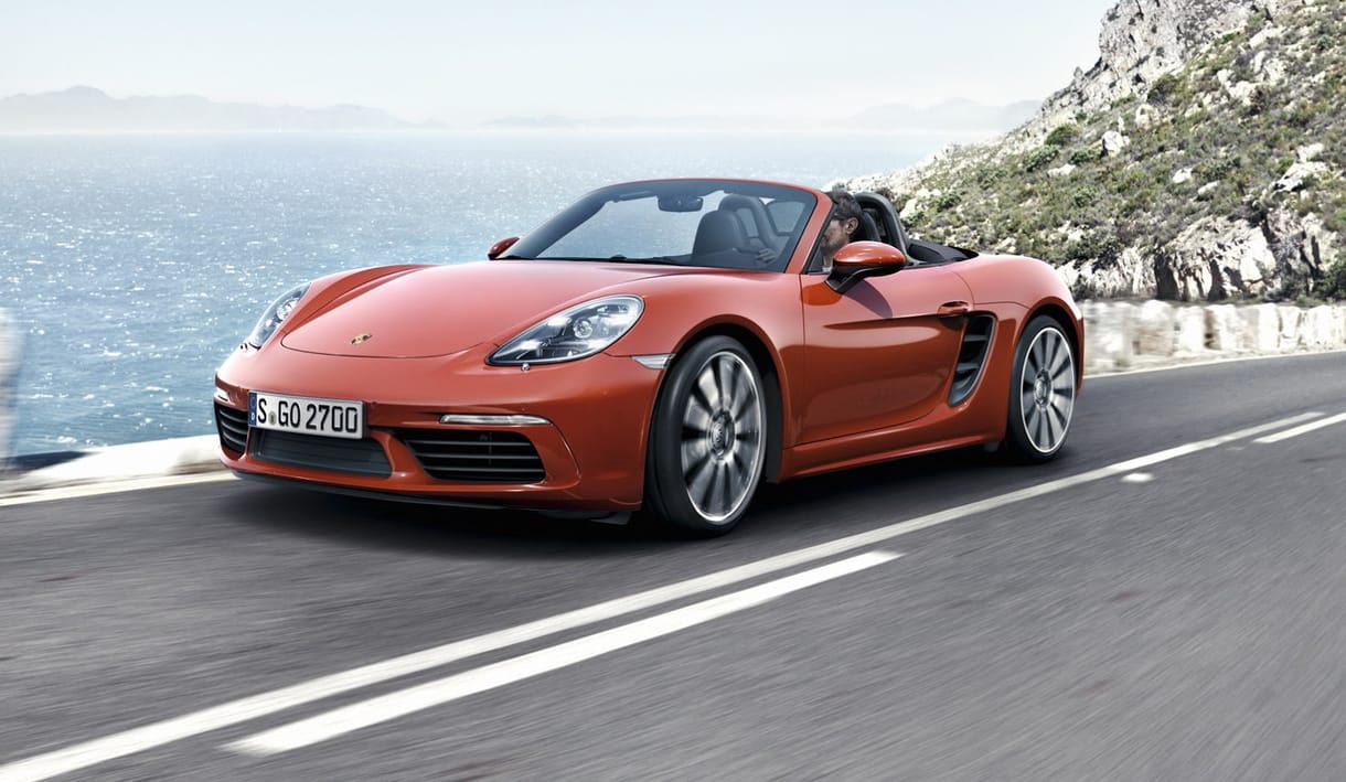 Több erő, kevesebb henger, megjött az új Porsche Boxster