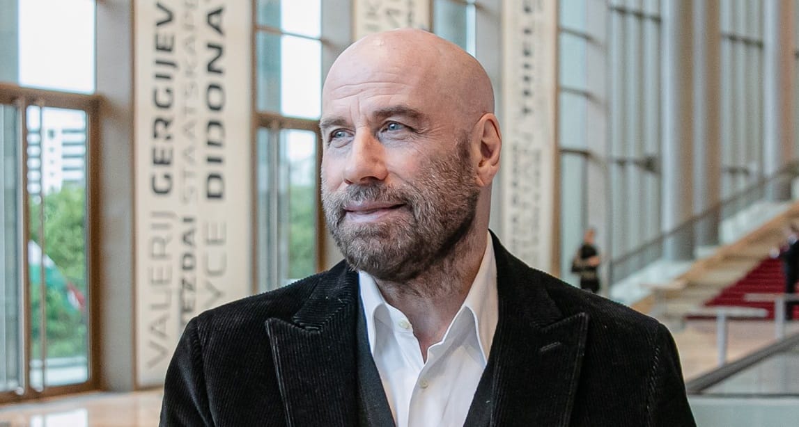 Így mutat John Travolta a Müpában