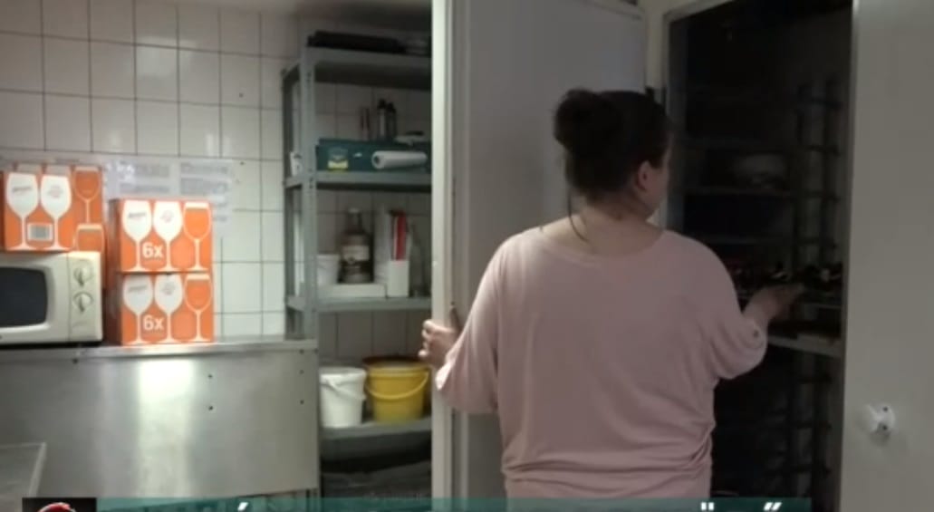 Evett egy csokimousse-t, majd beszorult a raktárba az év betörője Szegeden