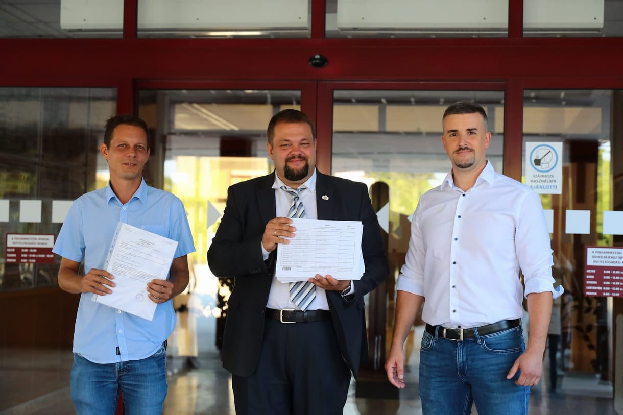 Beállt az ellenzék Bíró László mögé, a Jobbik aktivistákkal segít