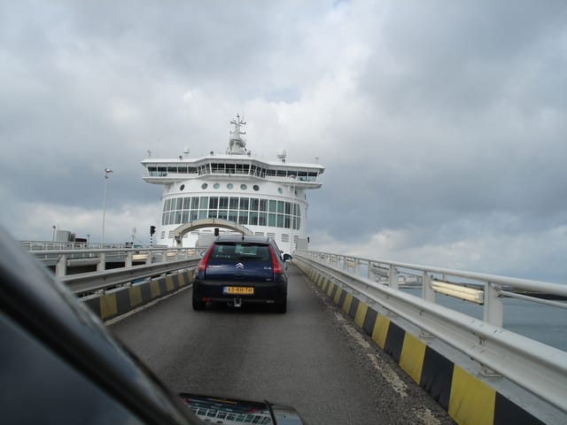 Autóval vízre szállni - kipróbáltuk a Norfolkline kompját