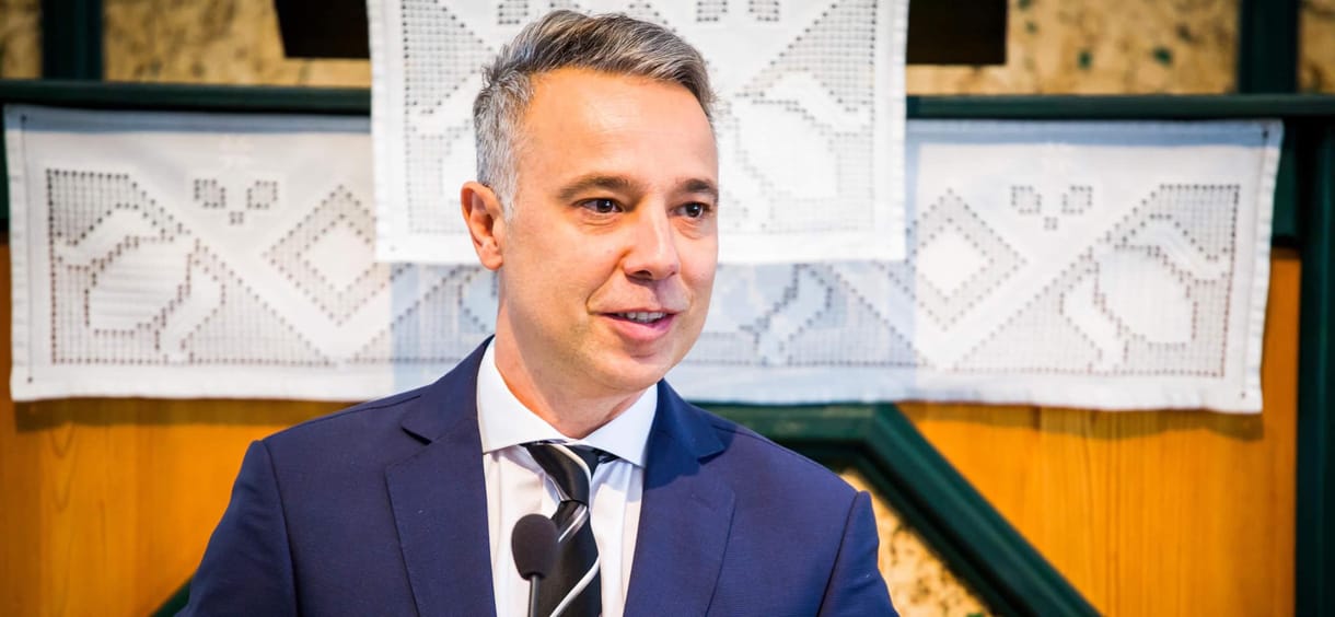 A Momentum feltételekhez kötné, hogy Gajda Péter őrködjön a fővárosi vagyonnyilatkozatok felett