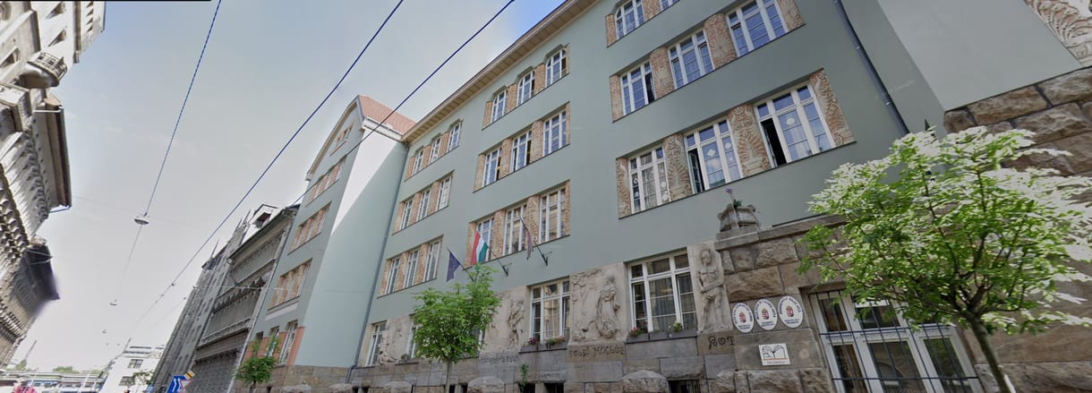 Tízmilliót költ Terézváros arra, hogy magyarul tanítsa a kerületi iskolák külföldi diákjait