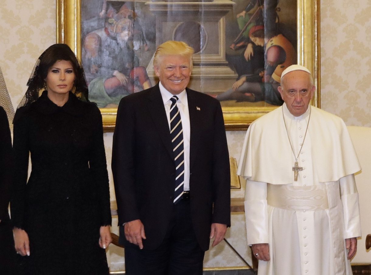 Trump részt vesz Ferenc pápa temetésén
