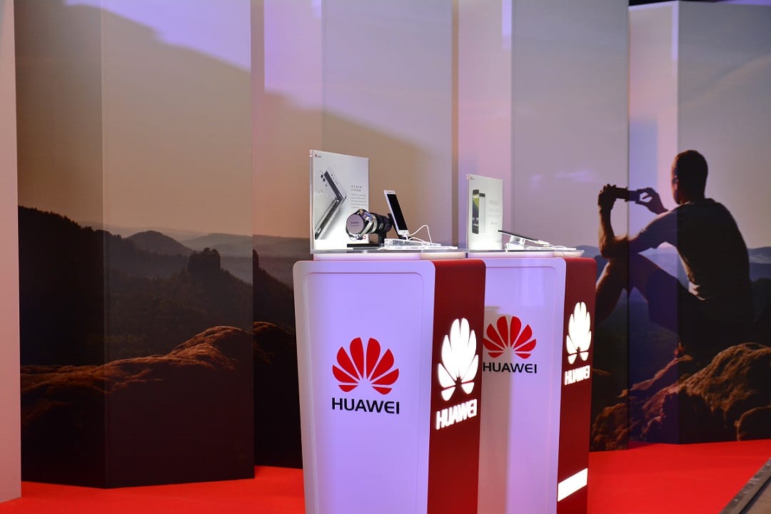 A fejére is állhat az USA, elképesztően jól megy a Huawei