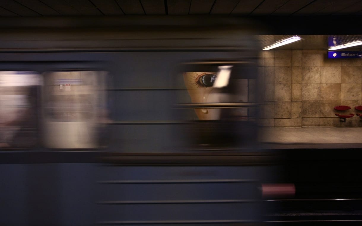 Füstölni kezdett egy metrókocsi a Határ útnál