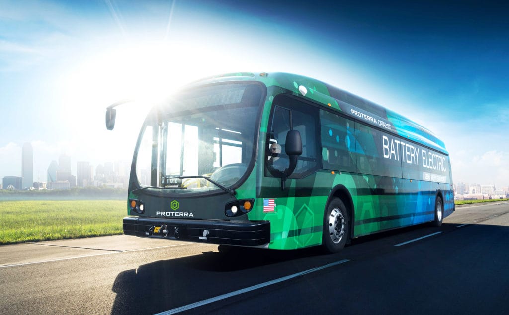 Világrekordot ment az elektromos busz: 1761 km egyetlen feltöltéssel