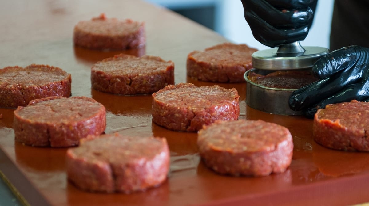 Undorító hús Kínában: öt embert őrizetbe vettek