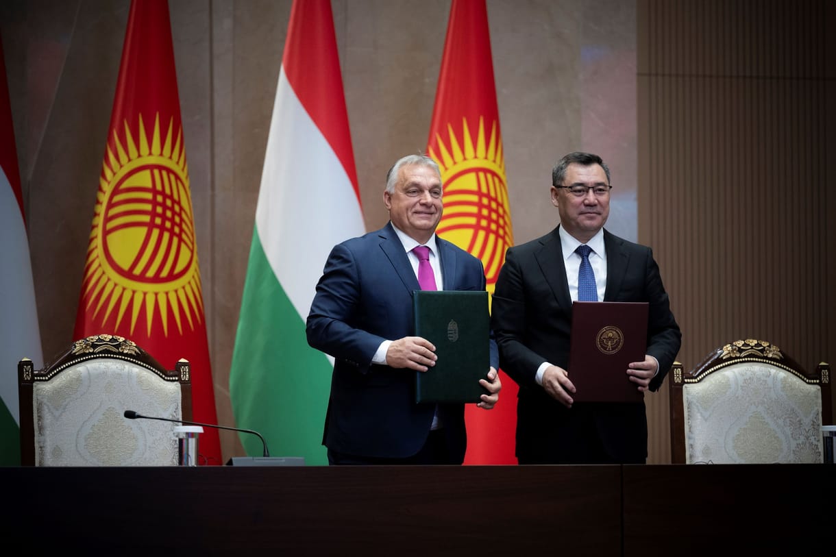 Orbán Kirgizisztánban: A magyar egy olyan nép, amely a békében jó, a háborúban kevésbé