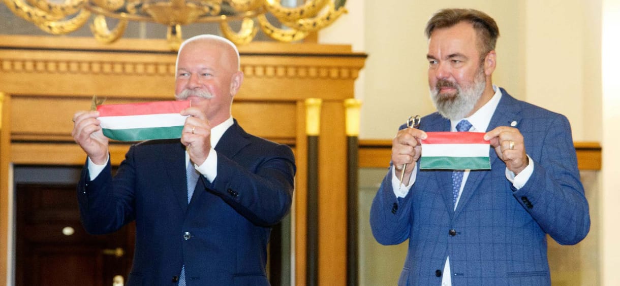 L. Simon szerint fizikai képtelenség a kultúra központosítása