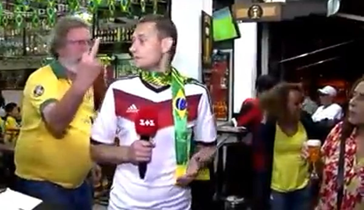Ukrán újságírót zaklatott egy brazil szurkoló