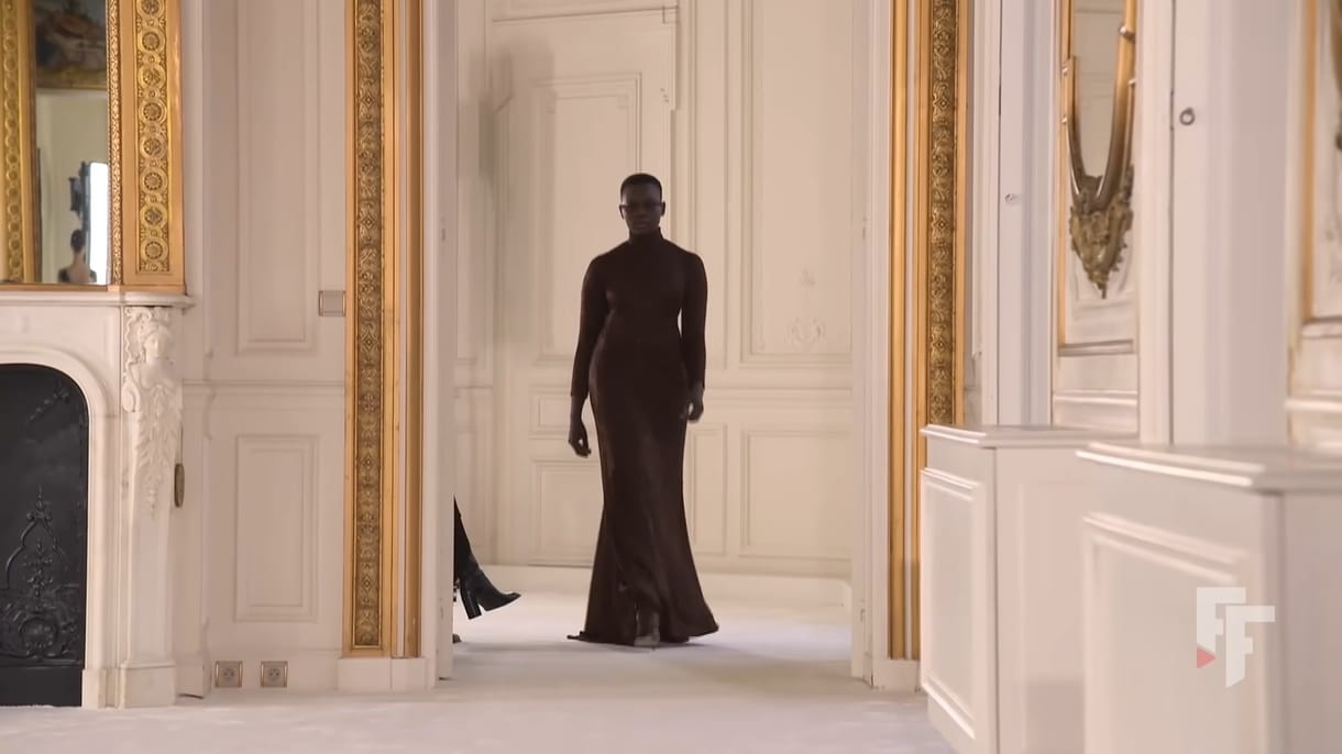 A Valentino divatshow-ja láttán minden nő fellélegezhetett