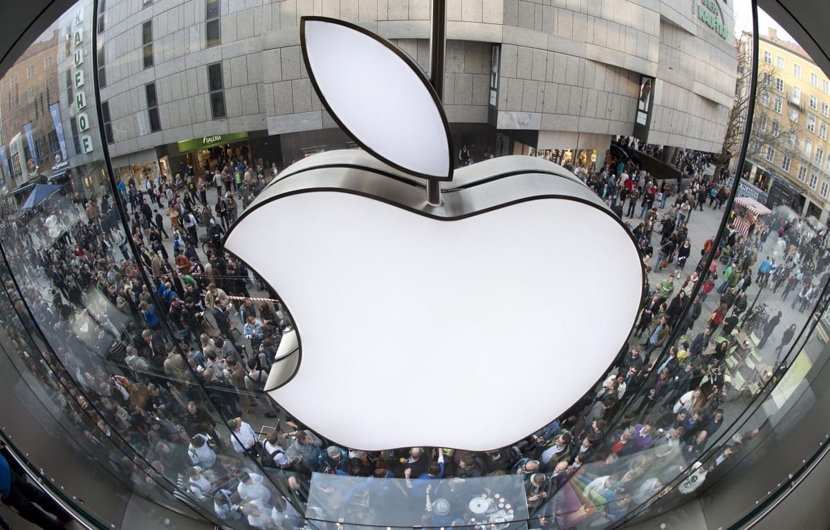 Teljes Apple-ráncfelvarrás várható jövőre