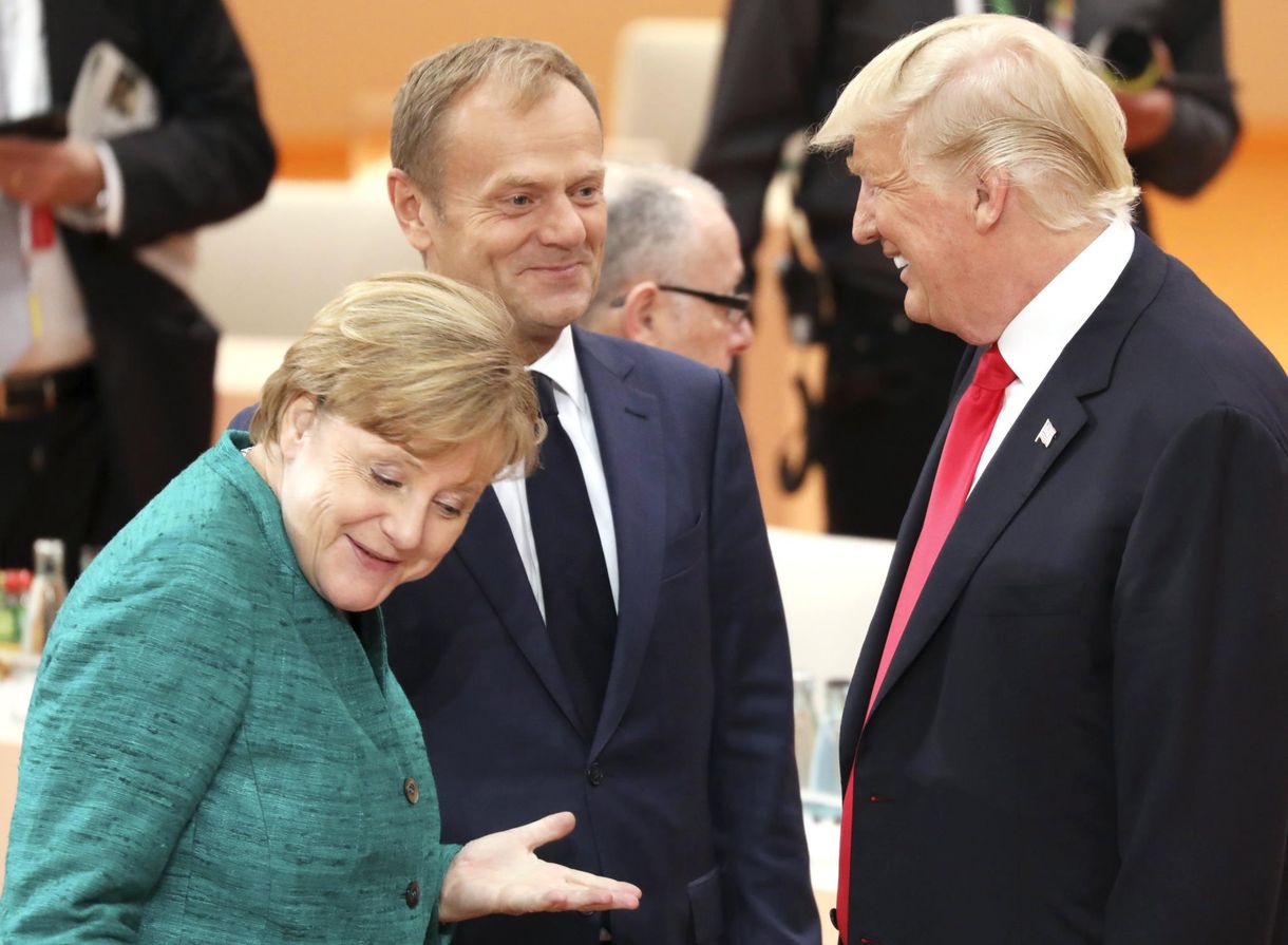 Trump nem siette el a gratulációt, csak most hívta fel Merkelt