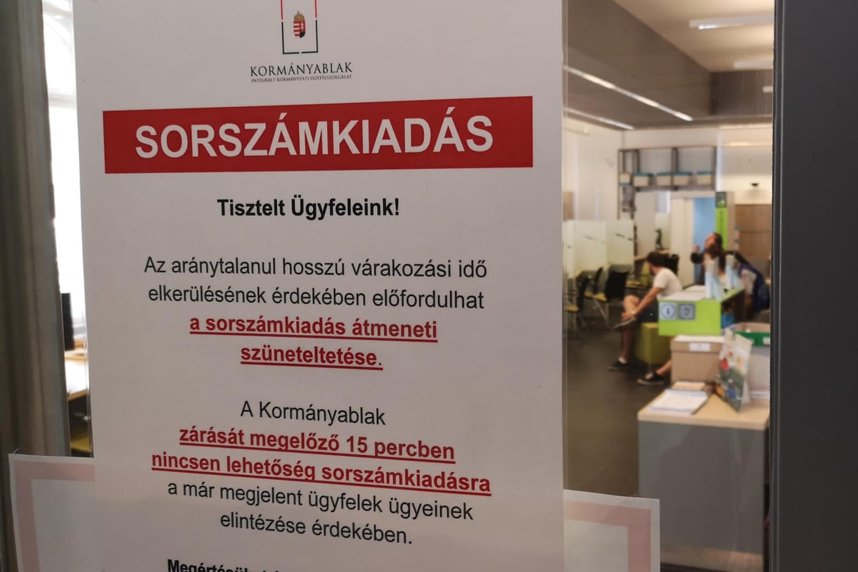 Megalázó a minimálbér-emelési javaslat a közszféra négy szakszervezete szerint
