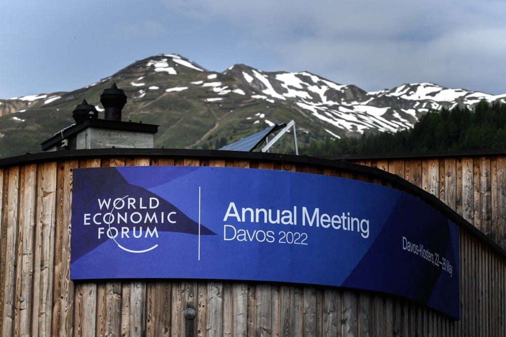 Indul Davos – hó és globális együttműködés nélkül