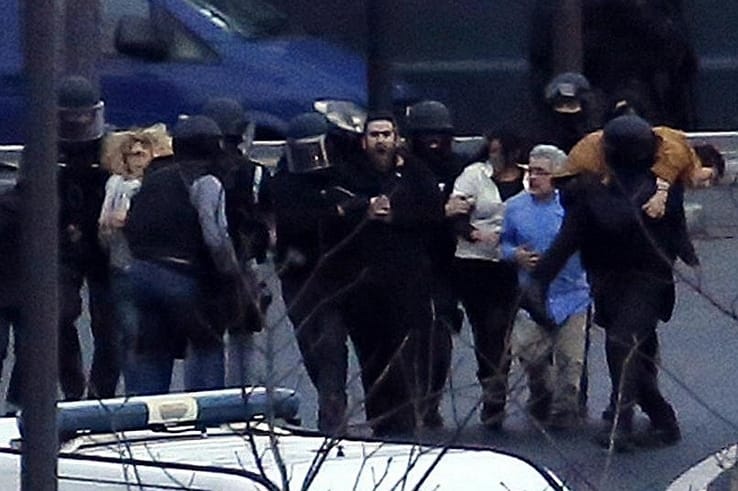 Gyorsan megkapta a francia állampolgárságot a kóser bolt bátor afrikai eladója