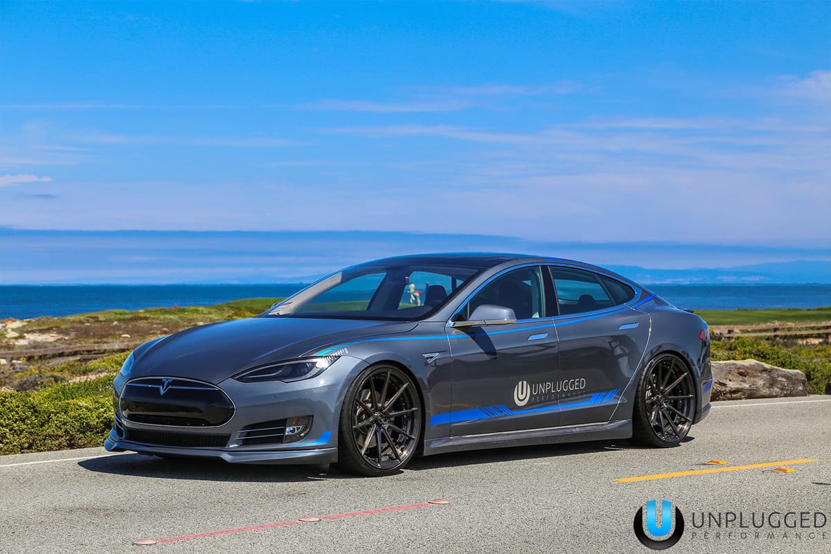 Bitangul néz ki egy tuning Tesla