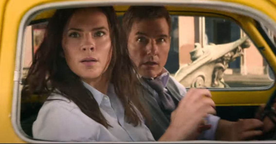 Jön az új Mission: Impossible film, és Tom Cruise egy aprócska Fiat 500-assal autózik nagyot