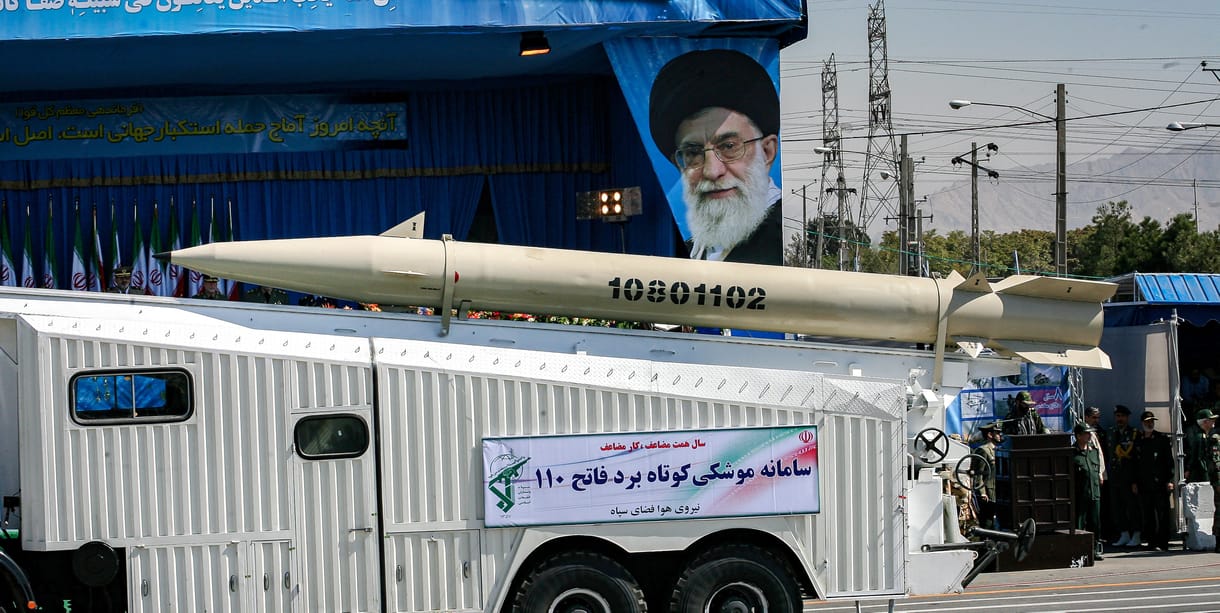 Egyiptom szerint Irán hadgyakorlatra készül csütörtök hajnalban, ezért megtiltotta légitársaságainak, hogy annak légterét használják