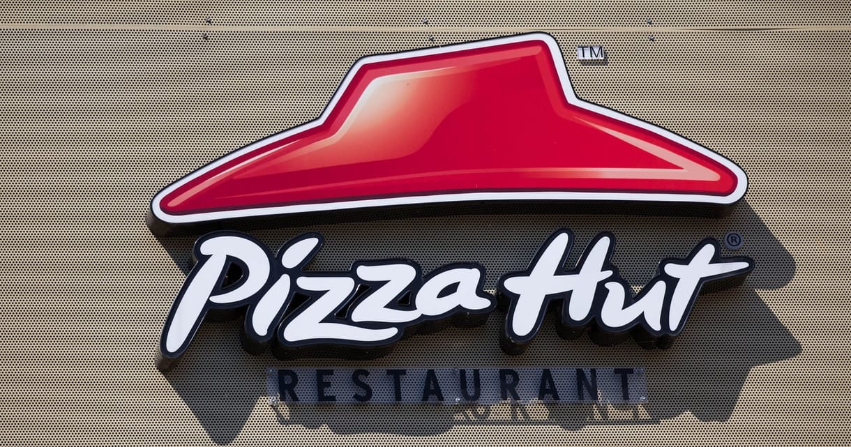 Egy friss felmérés szerint itthon az olaszkolbászos után a hawaii a legnépszerűbb pizza