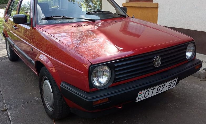 A rendszerváltás korába repít vissza ez az alig használt békéscsabai VW Golf