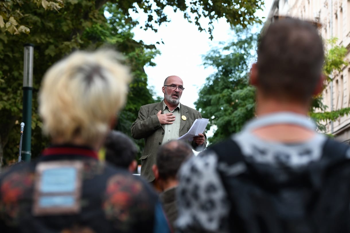 Révész Sándor: Csináljuk a feszültséget