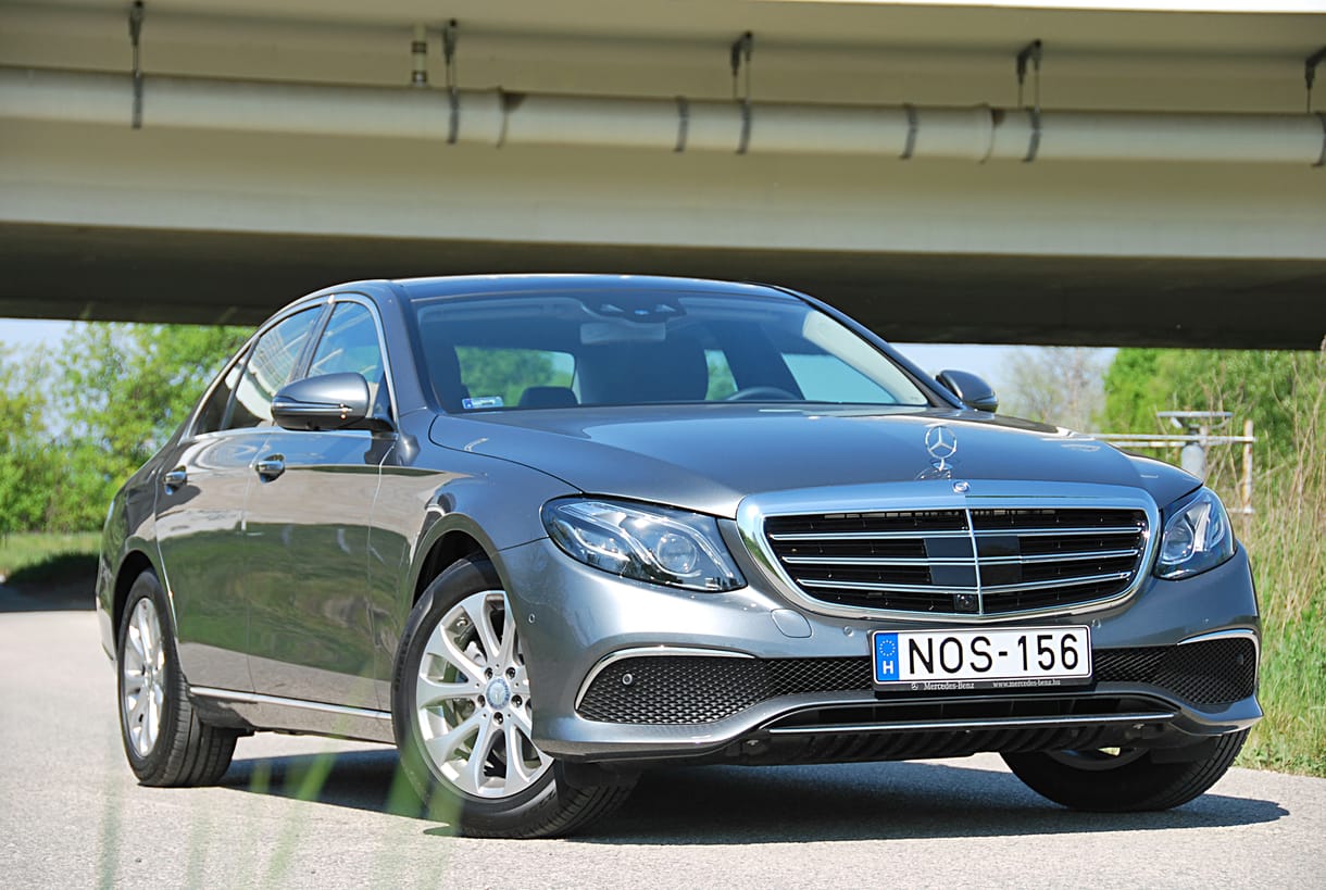 Mercedes-Benz E-osztály-teszt: ezzel előzik idén a BMW-t?