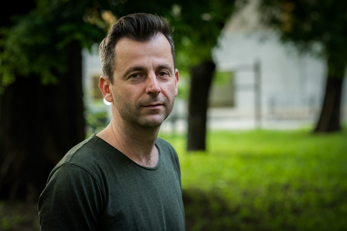 Grecsó Krisztián is őrt állt az SZFE-nél