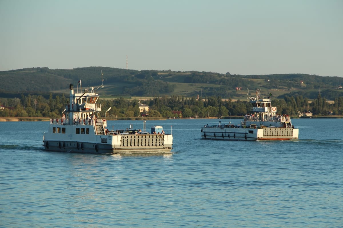 Nincs nyoma a migránsok elől a Balatonhoz menekülő németeknek