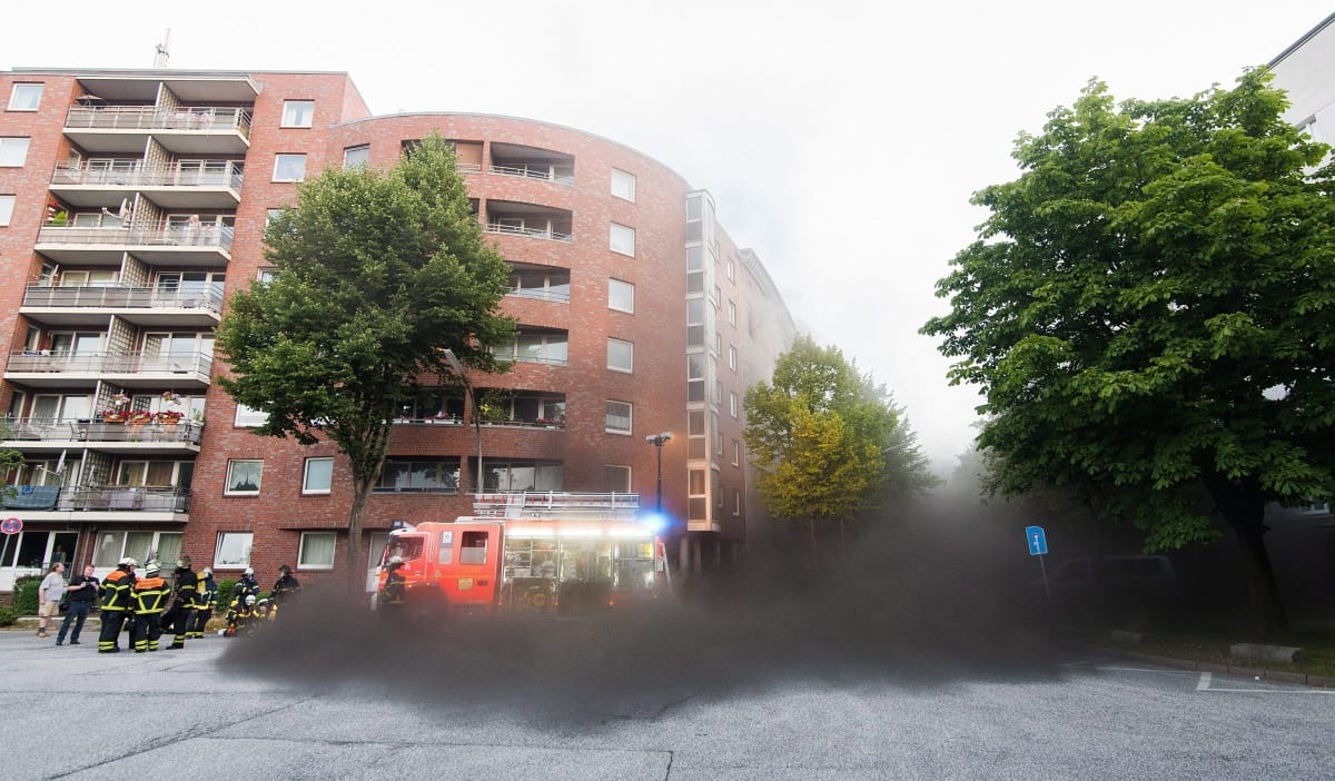 Bunkerben működő asztalosműhely robbant Hamburgban, sok a sérült – fotó