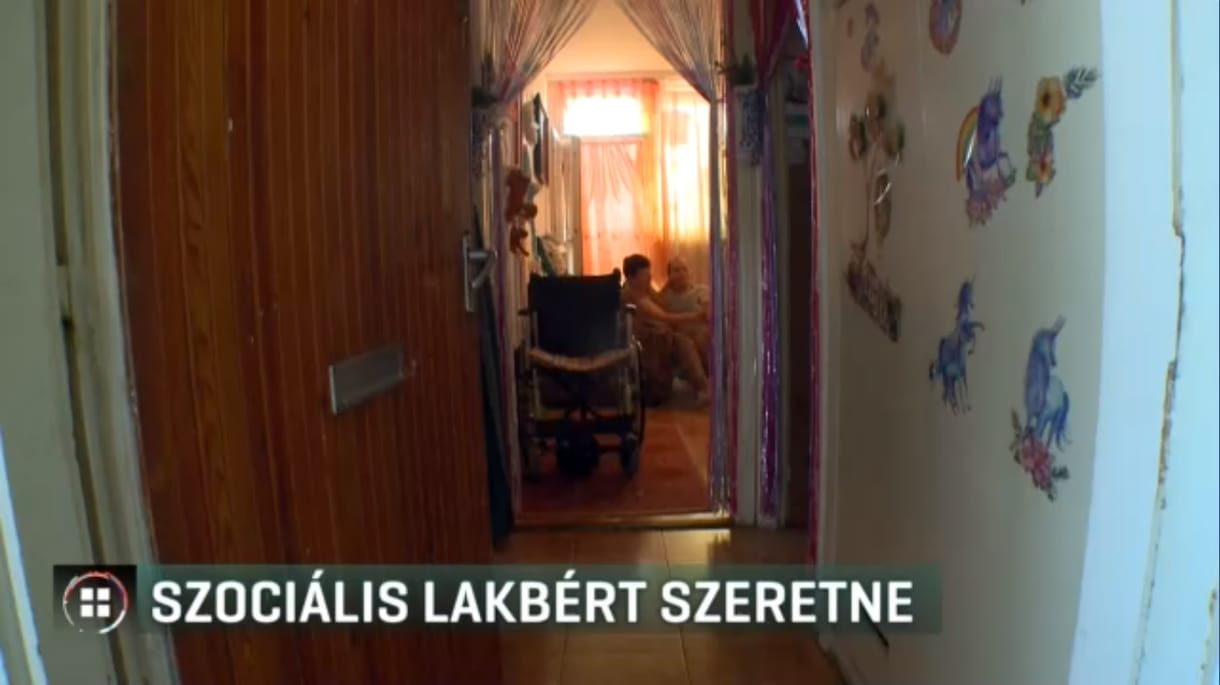 Hiába kérte a fogyatékos fiát egyedül gondozó nő, hogy kevesebb lakbért fizethessen
