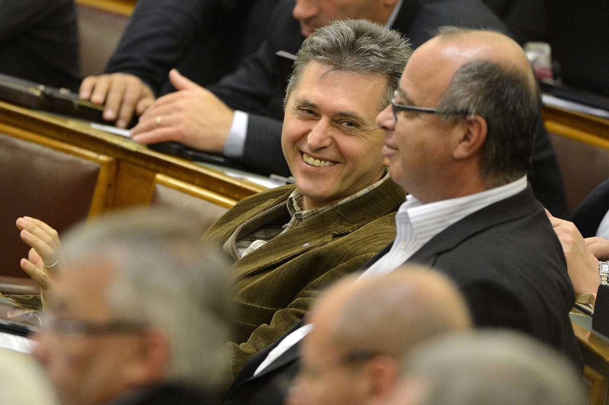 300 ezrébe került a kiszavazás a fideszes Bencsiknek