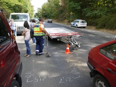 Tovább gurult a leszakadt utánfutó a baleset után - fotók