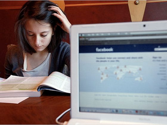 Kell-e egy cégnek Facebook rajongói oldal?