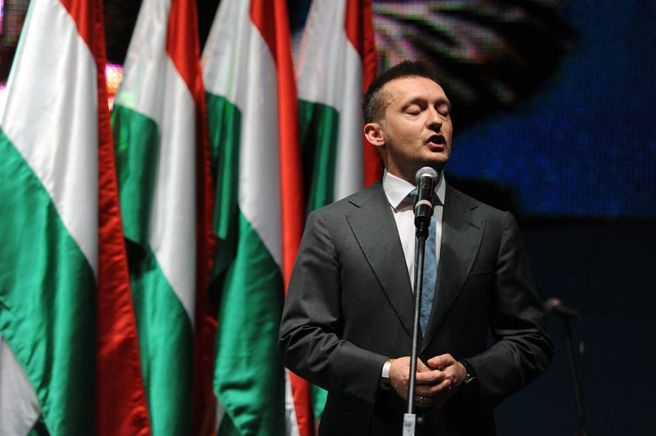 Rogán: Magyarország felsorakozott a startvonalhoz